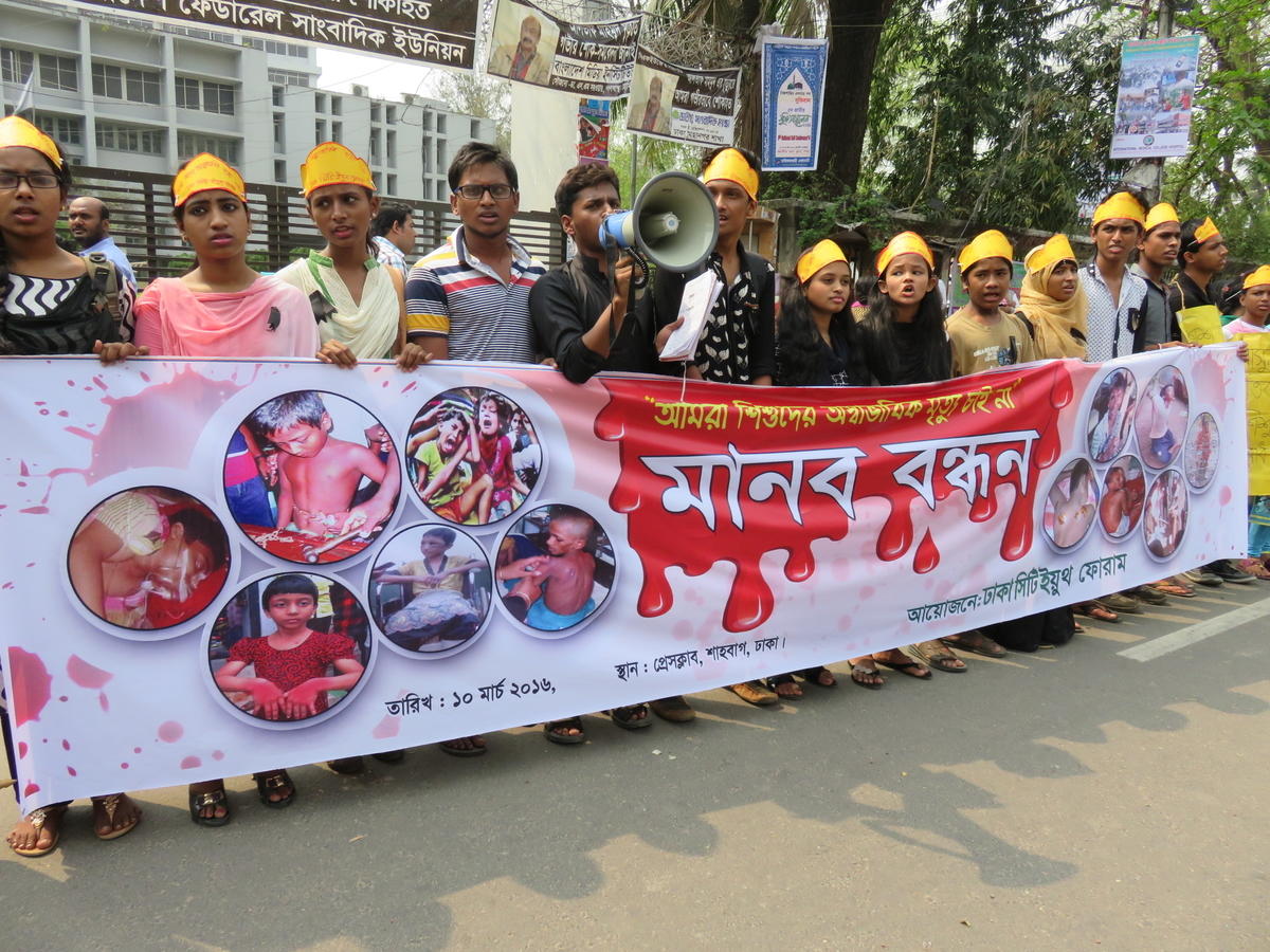 Crowd of people protest in Bangladesh