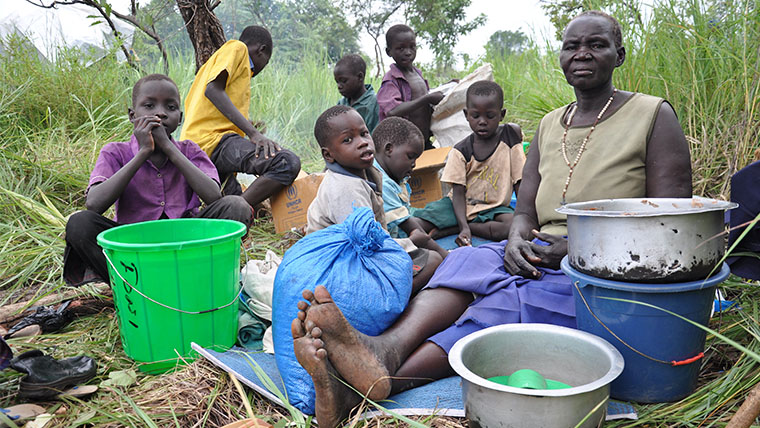 Kiden and her children rely on relief to survive
