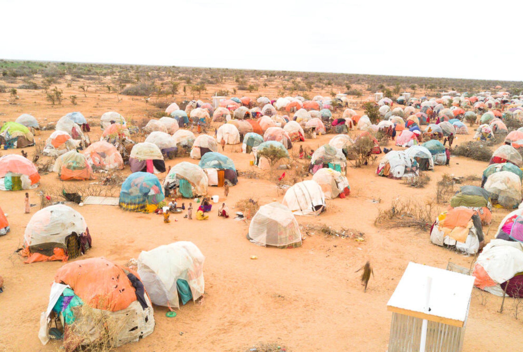 Makeshift shelters housing displaced people in Somalia