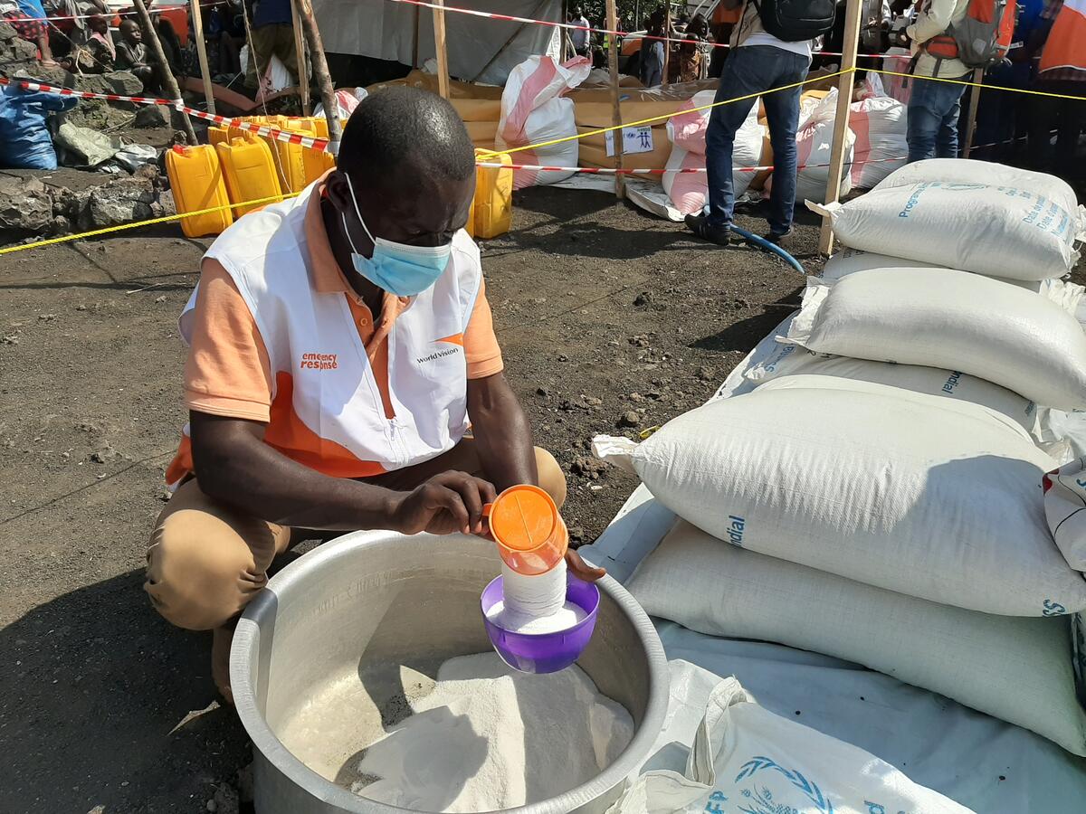 World Vision and World Food Program partner to reach the displaced in Sake, DRC