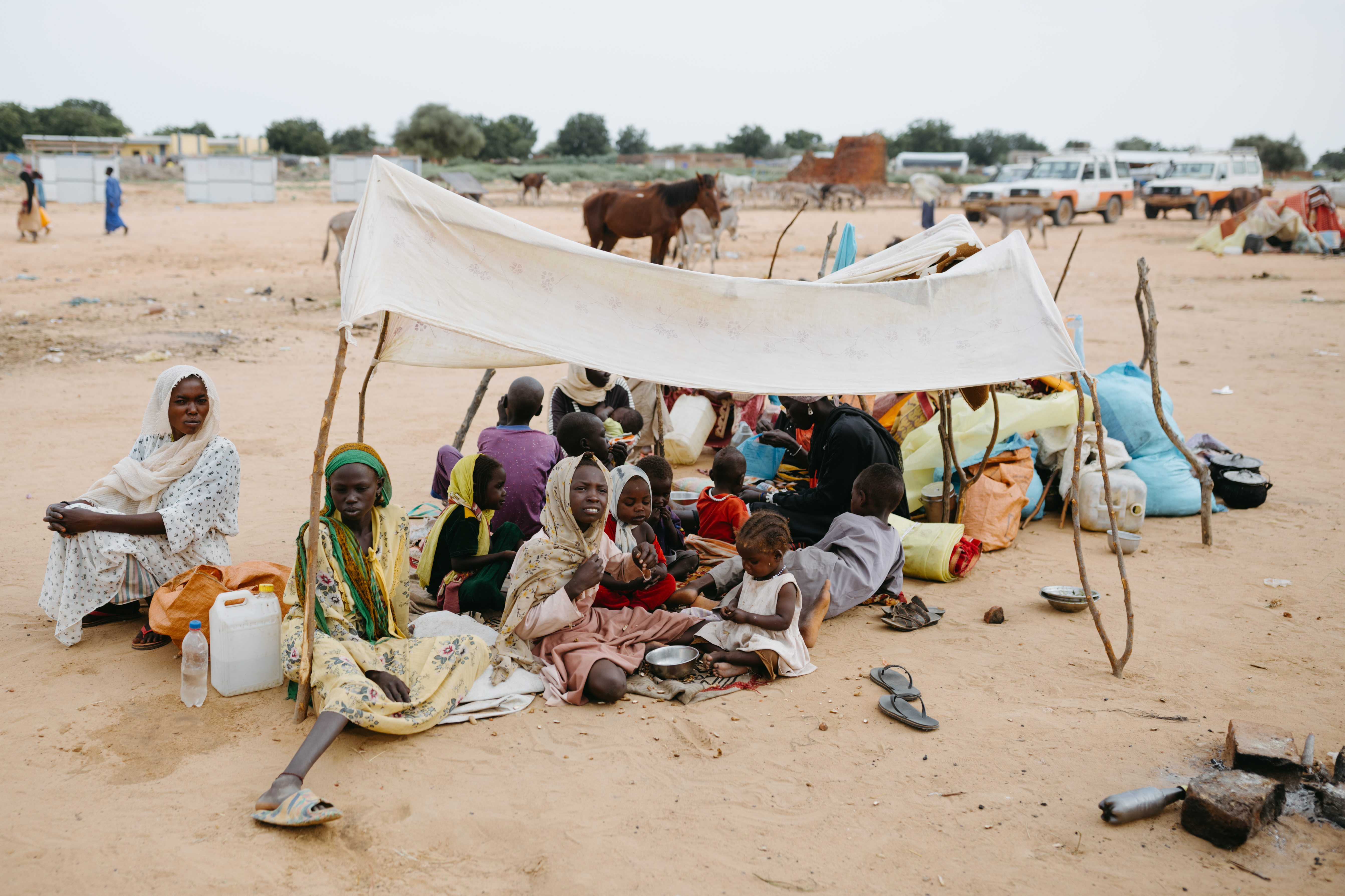 This spontaneous settlement in Adré, a Chadian border town of 12,000 inhabitants, has become a makeshift home to more than 700,000 Sudanese refugees. 